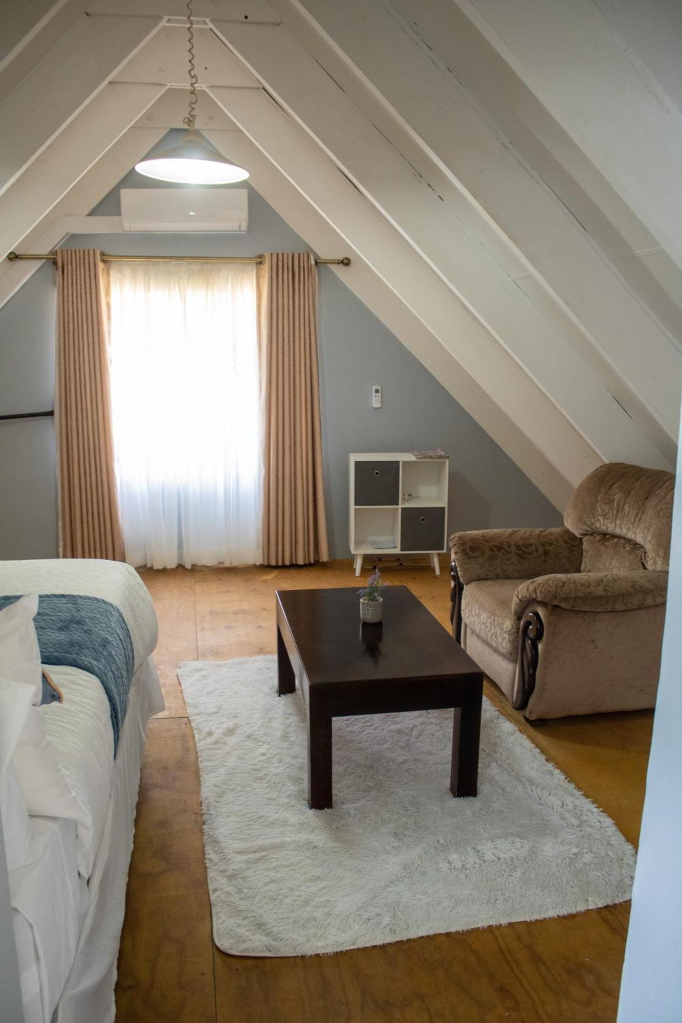 Rehoboth Ezulwini Suites Lobamba エクステリア 写真