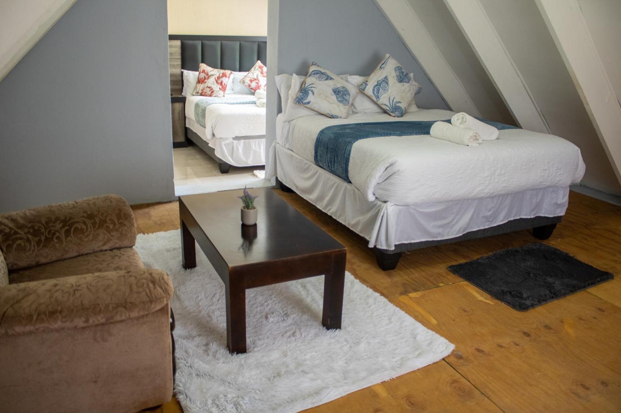 Rehoboth Ezulwini Suites Lobamba エクステリア 写真